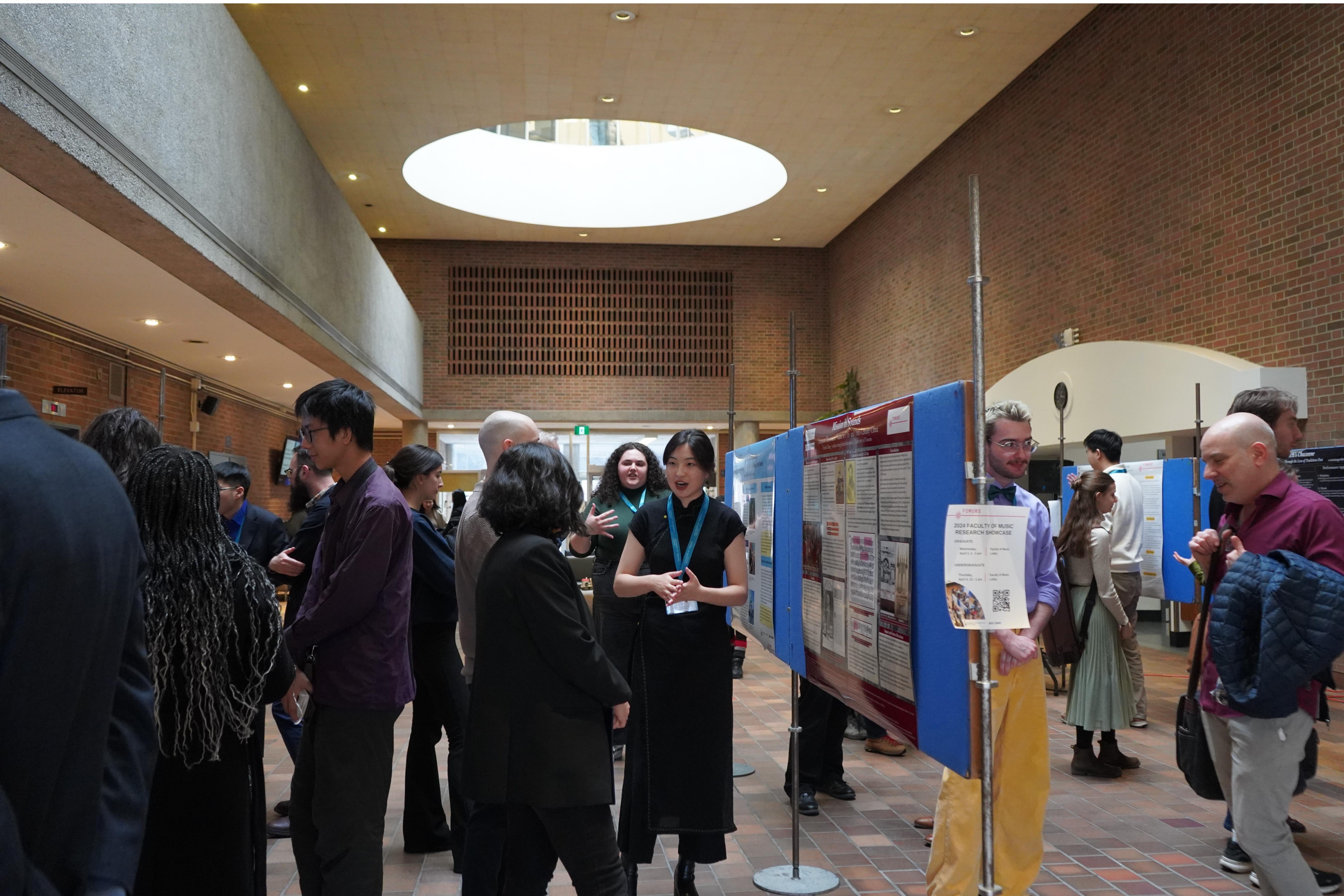 undergraduate showcase featuring the participants speaking with Faculty of Music community.